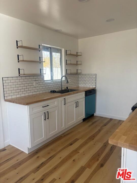 7100 Cholla Avenue, Yucca Valley CA: https://media.crmls.org/mediaz/1c279fcb-b024-47a9-8058-67aa939631b7.jpg