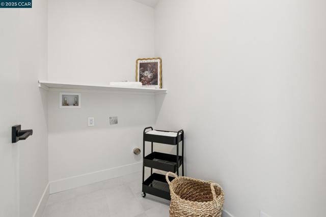 1270 64th St, Emeryville CA: https://media.crmls.org/mediaz/1c27b665-4fb3-4a07-a8eb-8c2021d193b5.jpg