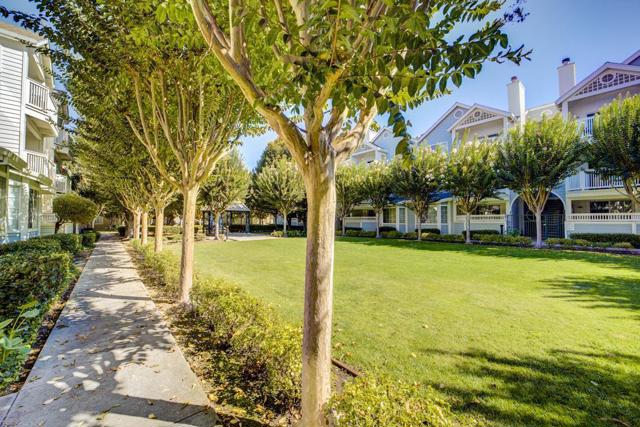 602 Arcadia Terrace, Sunnyvale CA: https://media.crmls.org/mediaz/1c28d5cc-3ad5-4f52-941f-a52da3323612.jpg