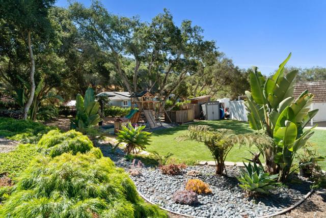 19125 Marjorie Road, Salinas CA: https://media.crmls.org/mediaz/1c292d3c-5ce2-4103-b82b-7edc111a752c.jpg