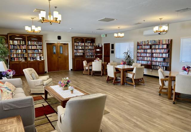 Detail Gallery Image 41 of 43 For 634 via Columbia, Vista,  CA 92081 - 2 Beds | 2 Baths