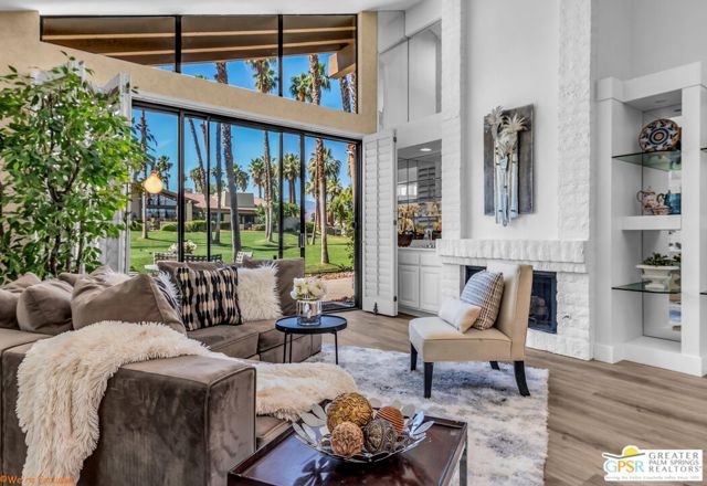 307 Appaloosa Way, Palm Desert CA: https://media.crmls.org/mediaz/1c2a6b78-dbab-4731-a1b1-8f9fe6752299.jpg