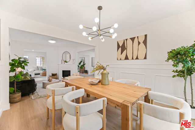 5722 Valley Ridge Avenue, Los Angeles CA: https://media.crmls.org/mediaz/1c2ab5c7-2b69-475c-8372-7131ebbeb8a1.jpg