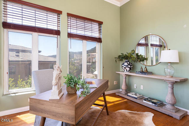 Detail Gallery Image 9 of 50 For 3422 Esperanza Ter, Glendale,  CA 91208 - 5 Beds | 5 Baths