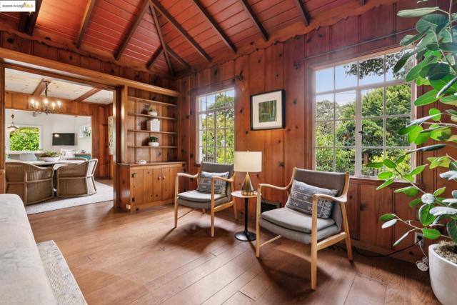 5550 Snake Road, Oakland CA: https://media.crmls.org/mediaz/1c2c04f0-e328-4e90-bacd-fb347689c99a.jpg