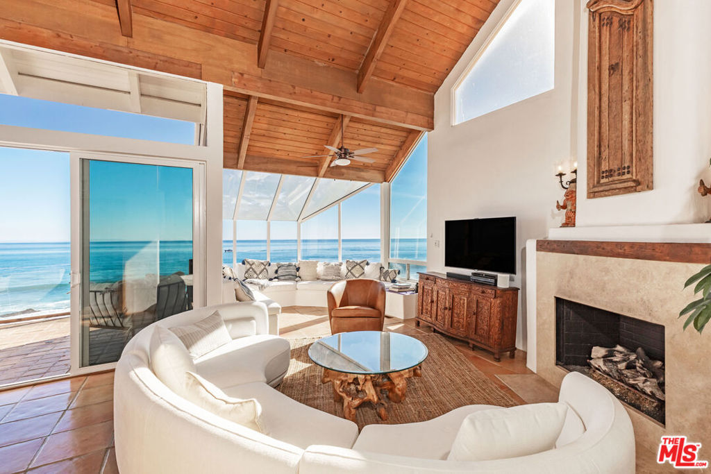 24408 Malibu Road — architectural residence