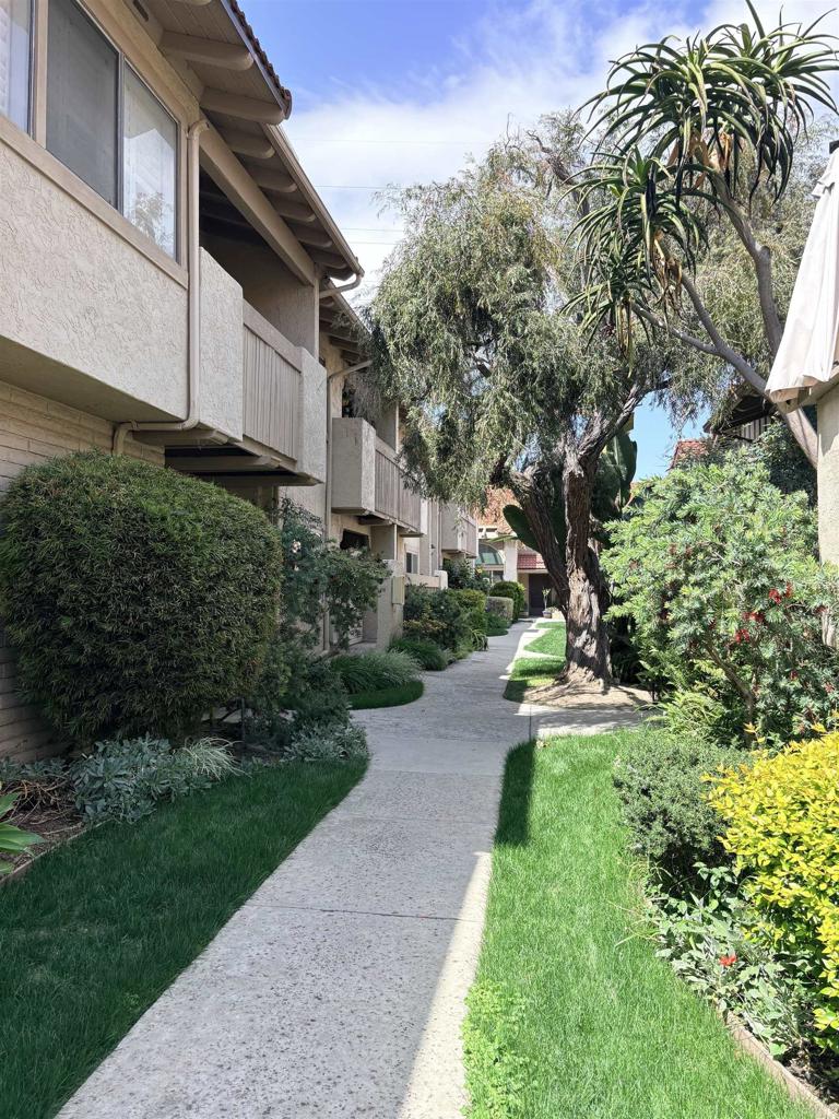 2352 Altisma Way - photo 2