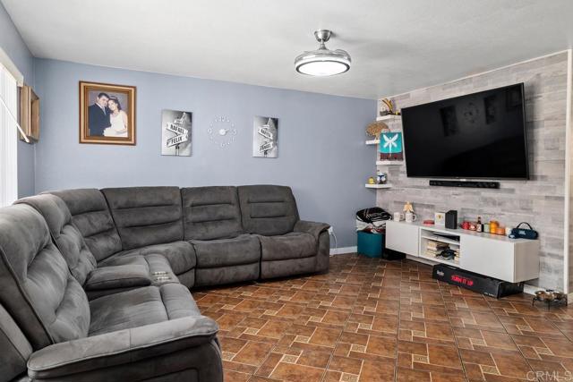 Detail Gallery Image 5 of 30 For 695 Sea Vale St 5e,  Chula Vista,  CA 91910 - 2 Beds | 2 Baths