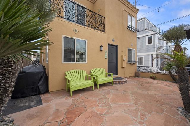 715 Toulon Ct, Outside Area (Inside Ca) CA: https://media.crmls.org/mediaz/1c2ef5d8-9c38-4f7b-963b-7cf471f45838.jpg