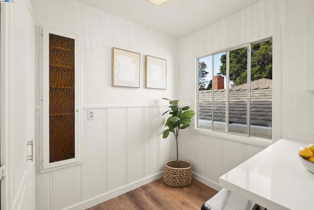 1458 Cedar St, Berkeley CA: https://media.crmls.org/mediaz/1c30e1aa-9dd0-49cf-83bc-272d131f4988.jpg