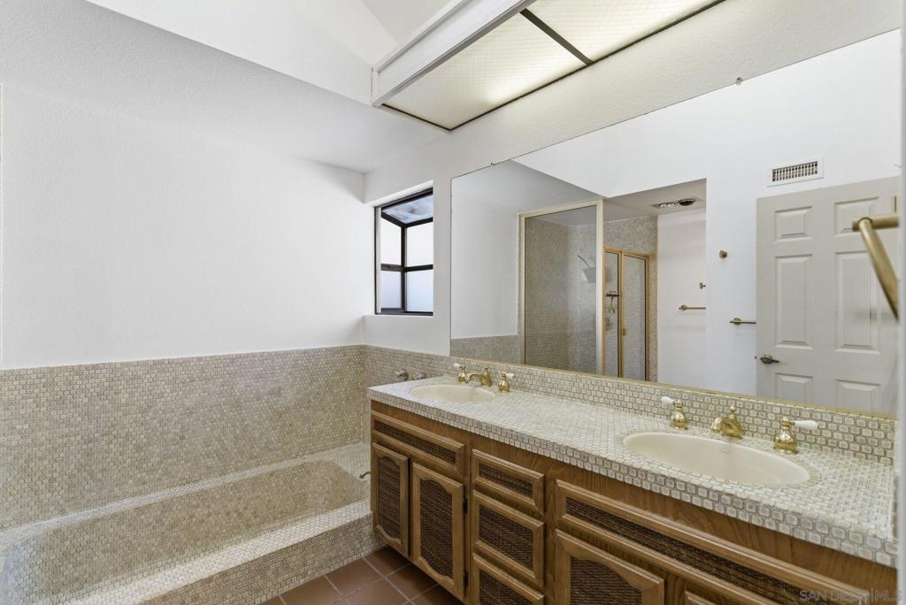1137 Brewley - photo 17