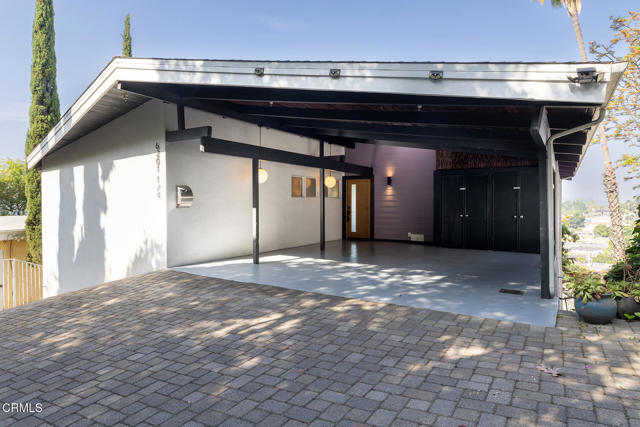 6201 1/4 Saylin Lane, Los Angeles CA: https://media.crmls.org/mediaz/1c31f81f-3d24-4379-8758-61f2b9b12cf6.jpg