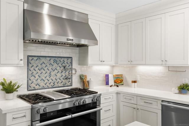 708 Silver Street, La Jolla CA: https://media.crmls.org/mediaz/1c3268f8-a93a-4349-a15a-53c10640068d.jpg