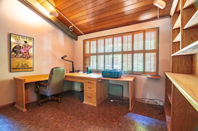 45 Ranch Road, Woodside CA: https://media.crmls.org/mediaz/1c33ba0b-cac1-4bef-bc86-6cd99ba3f16f.jpg