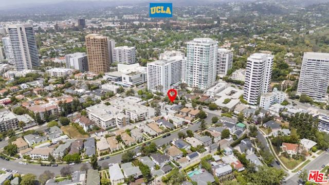 10366 Ashton Avenue, Los Angeles CA: https://media.crmls.org/mediaz/1c3404d6-800f-404f-9749-8995b145bf2c.jpg