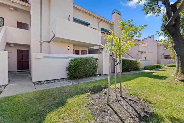 10203 Nile Drive, Cupertino CA: https://media.crmls.org/mediaz/1c347b20-7076-4172-9480-1d60e3291299.jpg