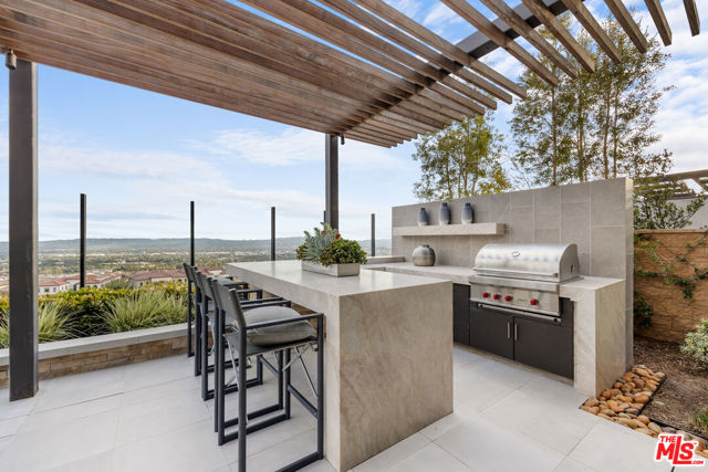 20378 W Marlow Lane, Porter Ranch CA: https://media.crmls.org/mediaz/1c350573-75e2-4d31-9c17-266753206aba.jpg