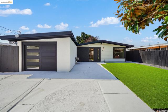 28023 Tampa Ave, Hayward, California 94544, 3 Bedrooms Bedrooms, ,2 BathroomsBathrooms,Single Family Residence,For Sale,Tampa Ave,41114308