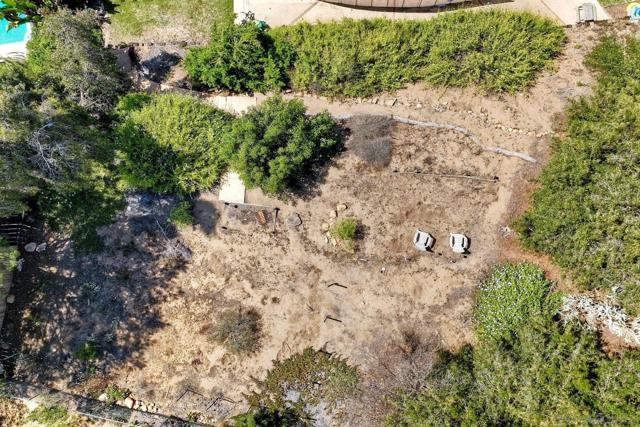 11668 Altoona Dr, El Cajon CA: https://media.crmls.org/mediaz/1c36337d-ee52-4a8a-a3c8-ba6311e0b323.jpg