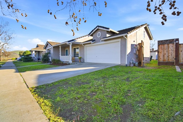 Image 21 of 30 For 6953 Foxtail Dr