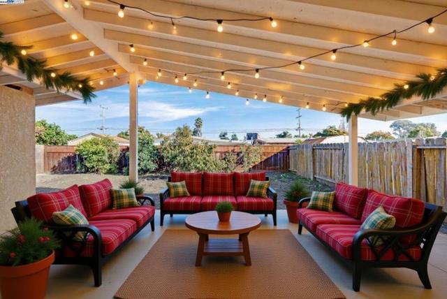 27946 Pompano Ave, Hayward CA: https://media.crmls.org/mediaz/1c36a9c6-08af-455a-a7df-07ab741626fa.jpg