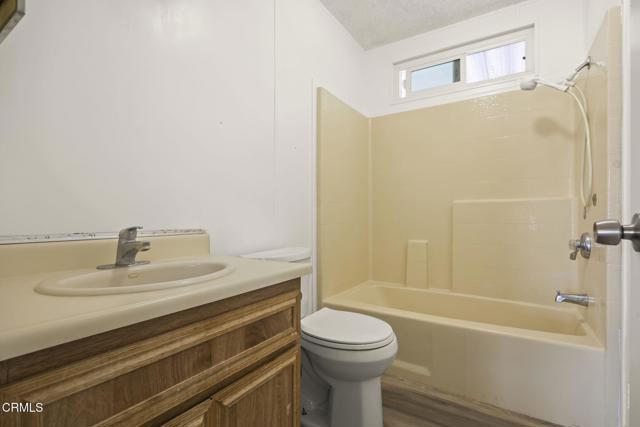 Detail Gallery Image 14 of 23 For 75 Copland Cir #75,  Ventura,  CA 93003 - 2 Beds | 2 Baths