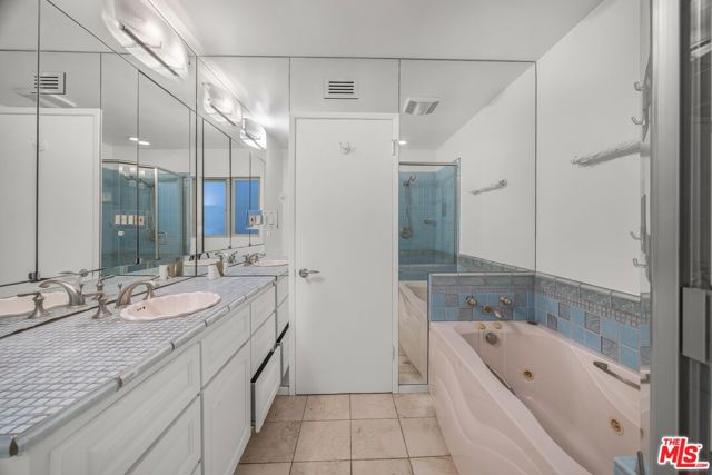 3133 Barbydell Drive, Los Angeles CA: https://media.crmls.org/mediaz/1c37e594-3096-4b5d-b2e1-7cdb6279a76a.jpg