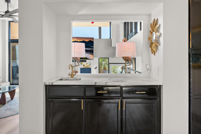 100 E Stevens Road, Palm Springs CA: https://media.crmls.org/mediaz/1c38c5ce-3941-4172-8b69-445b9751364e.jpg