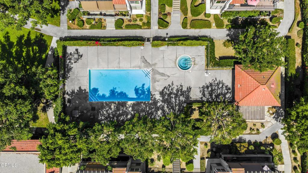 https://media.crmls.org/mediaz/1c38ece9-e8e6-4cdc-a4ca-ab933fa1e262.jpg?preset=X-Large
