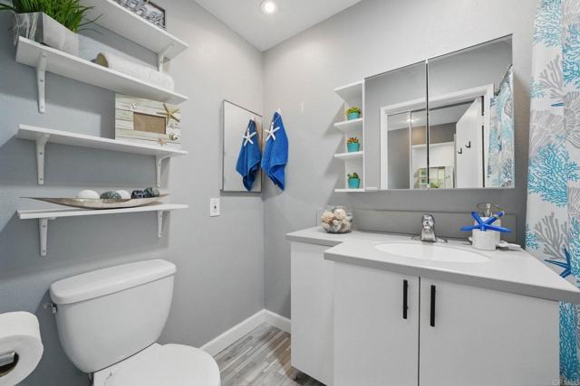 10296 Black Mountain Road, San Diego CA: https://media.crmls.org/mediaz/1c396453-571f-4930-a066-90babd89bc51.jpg