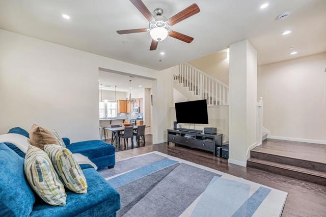 361 W Evelyn Avenue, Mountain View CA: https://media.crmls.org/mediaz/1c399e3b-20d8-4a63-81a6-71efa9e8233d.jpg