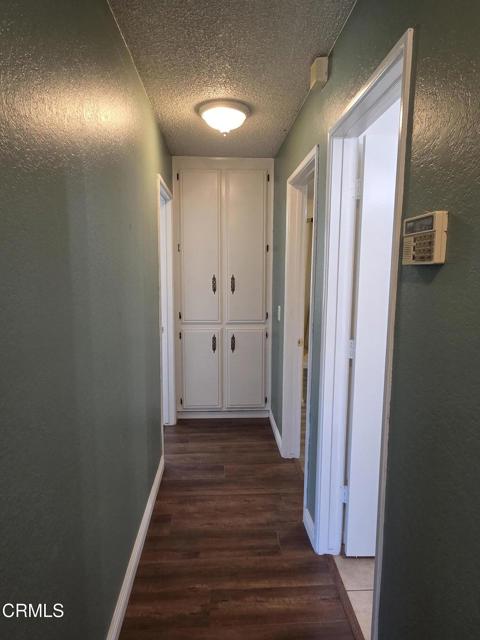 Detail Gallery Image 10 of 13 For 18534 Symeron Rd, Apple Valley,  CA 92307 - 3 Beds | 2 Baths