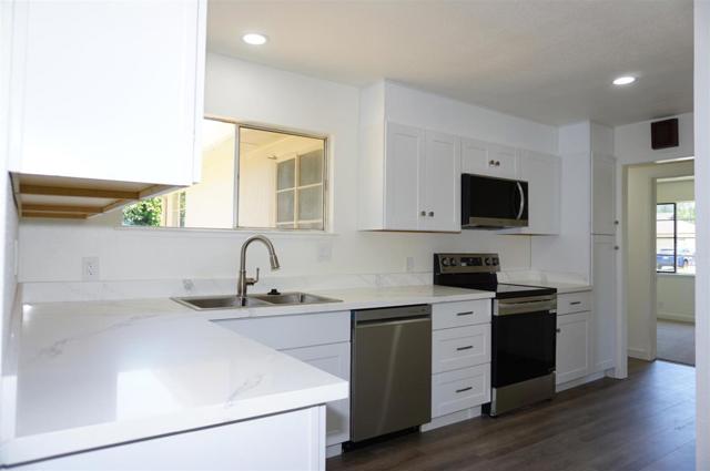 104 Hardy Avenue, Campbell CA: https://media.crmls.org/mediaz/1c3bd55e-59fb-4930-9208-7044e3bfff44.jpg