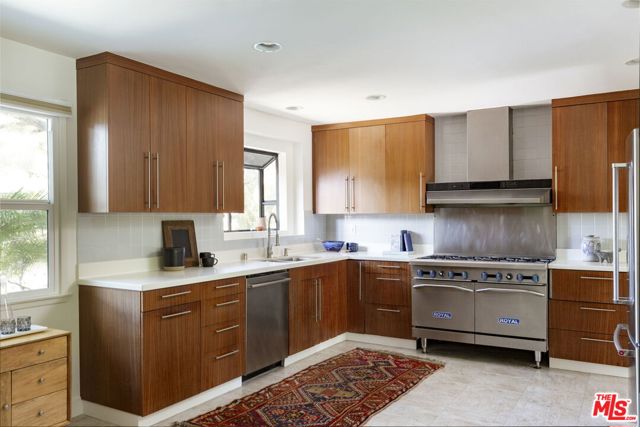 4061 Marchena Drive, Los Angeles CA: https://media.crmls.org/mediaz/1c3cbe14-8d47-4d1d-8651-877dcd618d25.jpg