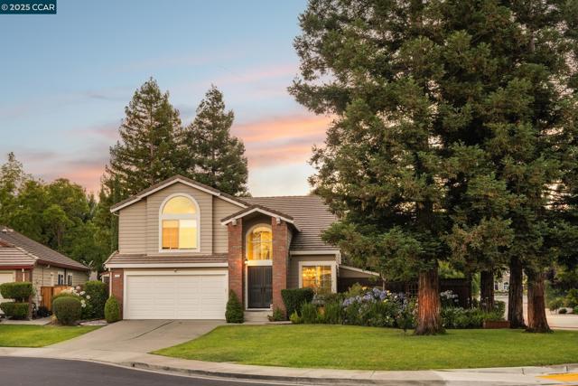 200 Hat Creek Ct, San Ramon CA: https://media.crmls.org/mediaz/1c3d94d4-a62d-489e-a61a-a8eedf747dc4.jpg