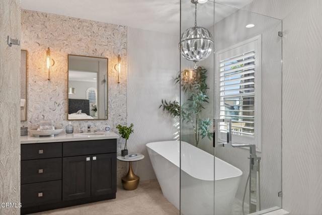 Detail Gallery Image 23 of 59 For 4045 Harbour Island Ln, Oxnard,  CA 93035 - 5 Beds | 3 Baths