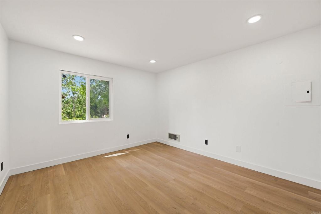 229 Woodland Parkway - photo 17
