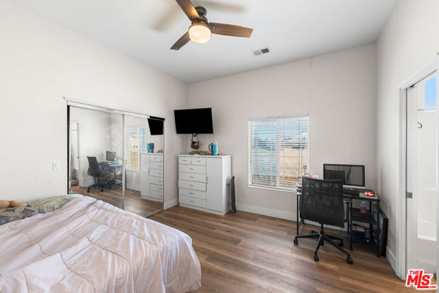 42094 W 21st Street, Lancaster CA: https://media.crmls.org/mediaz/1c3e9465-0c65-4894-b083-ce587c944bd0.jpg
