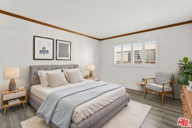 1 Bed Home for Sale in Los Angeles, California