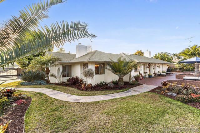 1059 Hymettus Ave, Encinitas CA: https://media.crmls.org/mediaz/1c3fb7f0-41b1-4e17-9758-9d83ce6e0f51.jpg