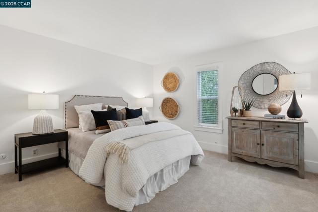 136 Garden Creek Pl, Danville CA: https://media.crmls.org/mediaz/1c405efb-3af0-46f8-95d9-0851230b2e4c.jpg