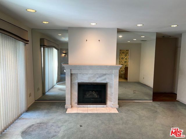 4919 Laurel Canyon Boulevard, 18 photo 3