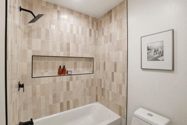 Image 33 of 58 For 1368 Goldenlake Road