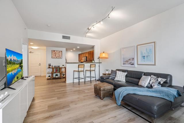 253 10Th Ave, San Diego CA: https://media.crmls.org/mediaz/1c41ebd3-ca62-4132-812d-83df0f532989.jpg