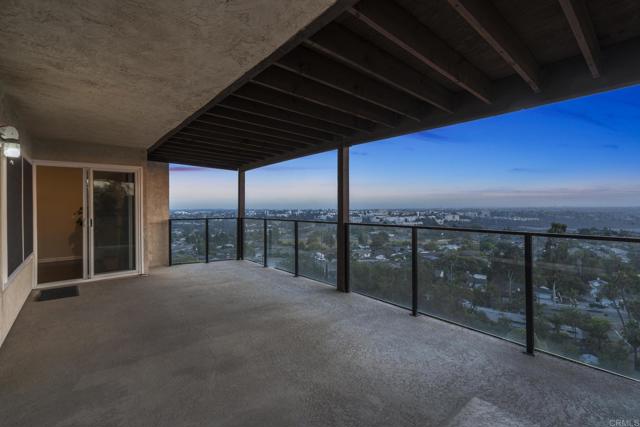 5968 Caminito De La Taza, San Diego CA: https://media.crmls.org/mediaz/1c41ee8e-505a-476b-8161-094d07bc3144.jpg