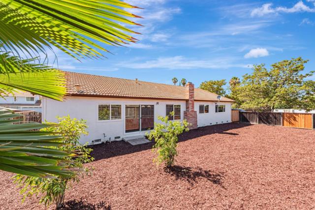 4858 Rue Toulon Court, San Jose CA: https://media.crmls.org/mediaz/1c421437-d801-4209-a109-57a660cf9247.jpg