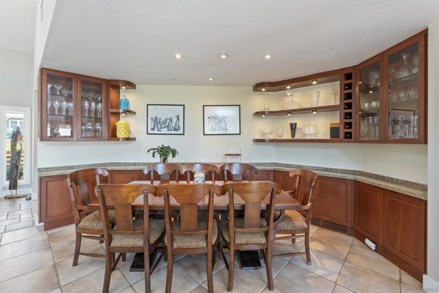 17924 Saint Andrews Dr, Poway CA: https://media.crmls.org/mediaz/1c4296b5-7e44-4045-9d10-4b8e3add2456.jpg