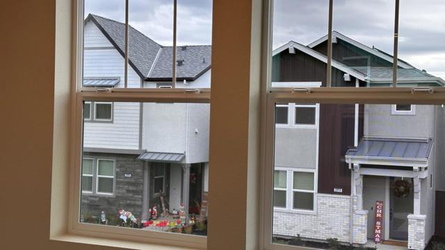 2817 Earthened Walk, Sacramento CA: https://media.crmls.org/mediaz/1c444e2d-d268-4d29-9eb5-013d608ef52d.jpg