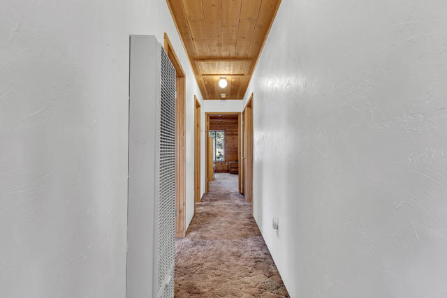 53340 Idyllbrook Drive, Idyllwild CA: https://media.crmls.org/mediaz/1c44aebc-2bea-432f-ae30-637693721b61.jpg