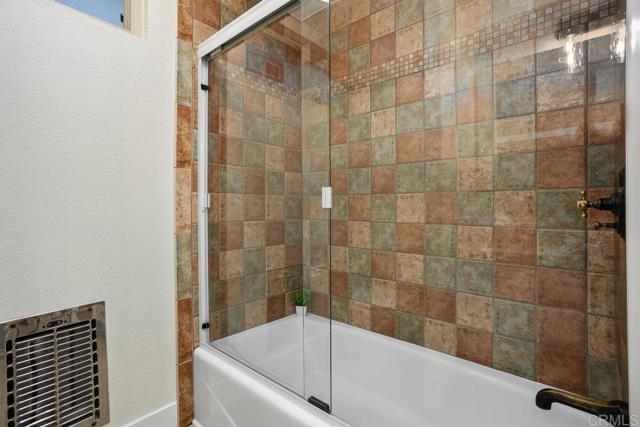 640 W Solana Circle, Solana Beach CA: https://media.crmls.org/mediaz/1c457c56-c504-4784-ab6a-9942a854fc7b.jpg